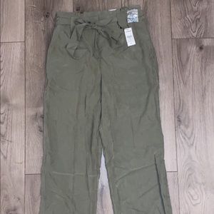 Ankle High Rise Pants